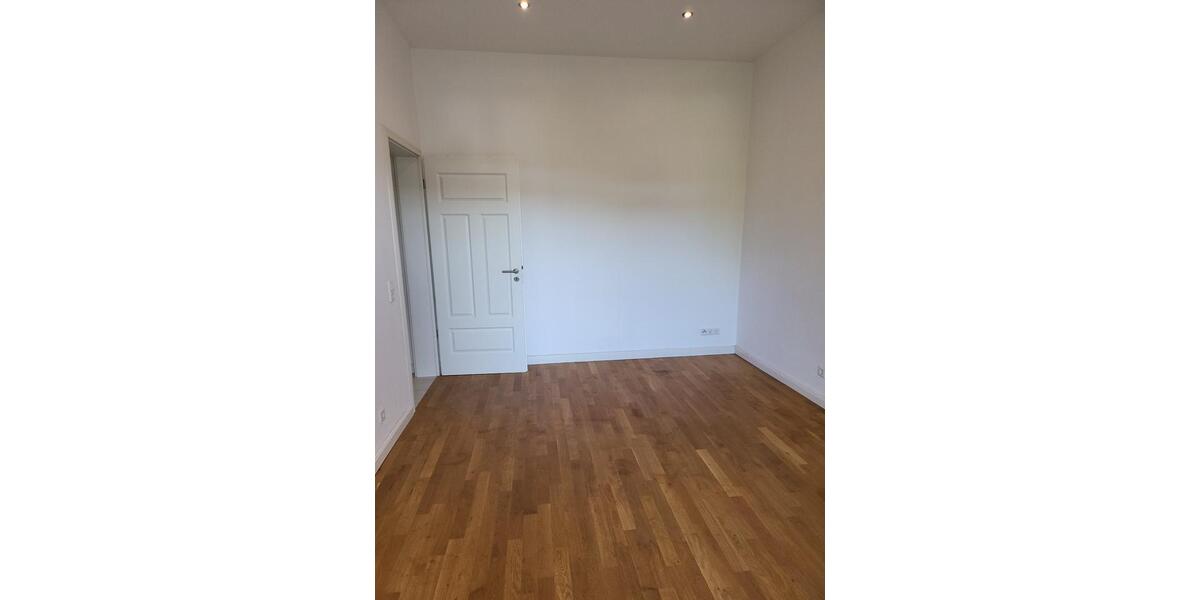 Etagenwohnung Wuppertal Arrenberg - 4 Zimmer, 67 m&sup2;, 695&euro; | Angebot:26396568