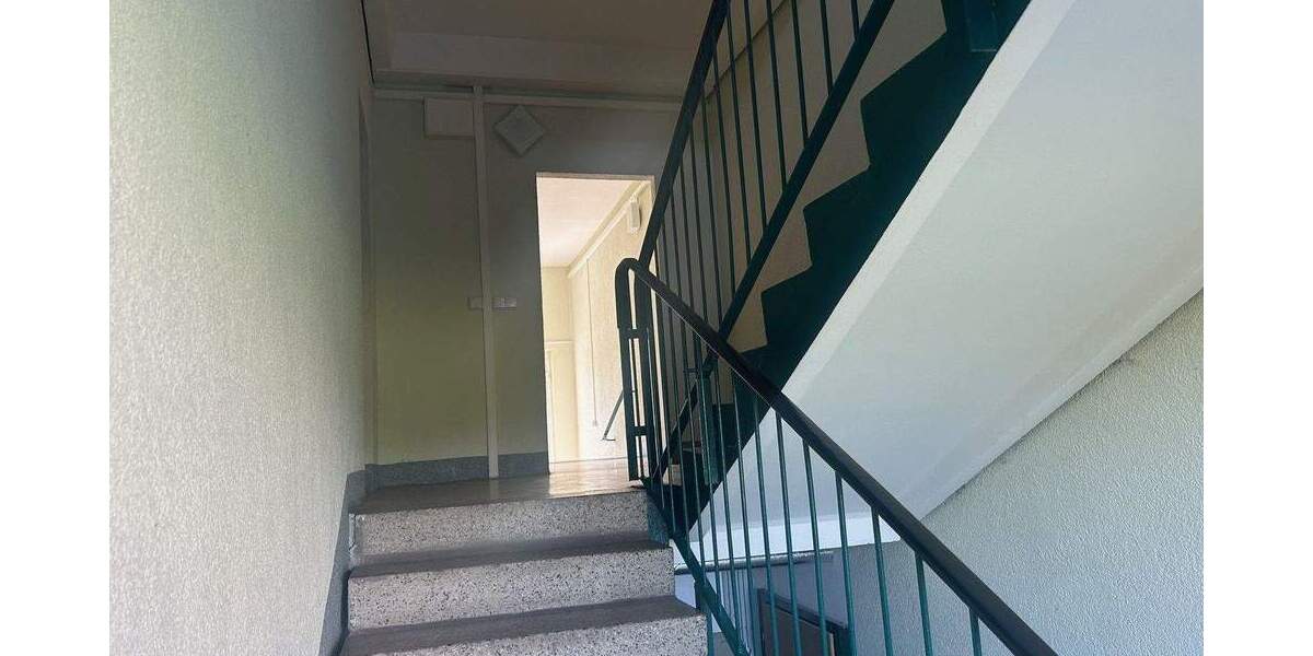 Etagenwohnung Teutschenthal Langenbogen - 2 Zimmer, 55 m&sup2;, 330&euro; | Angebot:26796964