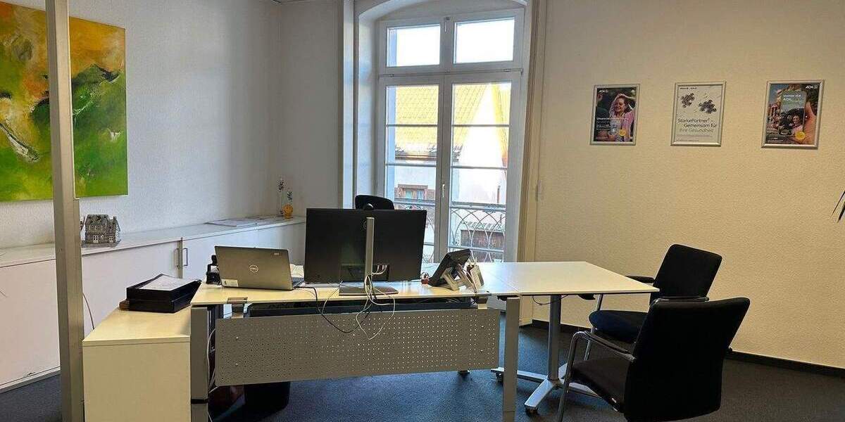 Gewerbeobjekt Endingen - 5 Zimmer, 210 m&sup2;, 2.100&euro; | Angebot:25662185