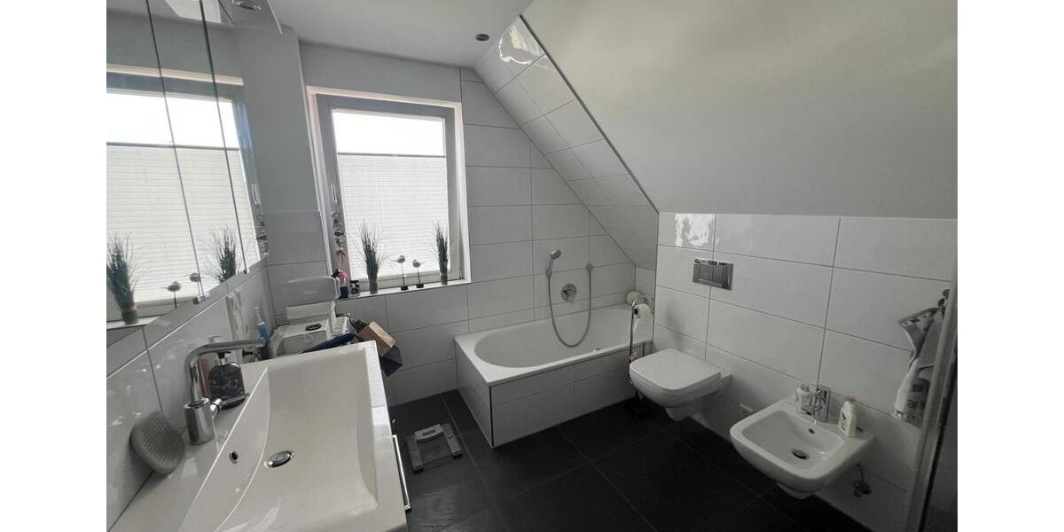 Dachgeschoßwohnung Münster Münster-Südost - 3 Zimmer, 125 m&sup2;, 1.600&euro; | Angebot:26521882