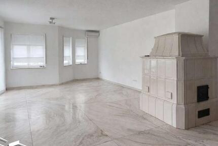 Wohnung Kitzingen - 3 Zimmer, 125 m&sup2;, 1.200&euro; | Angebot:25266956