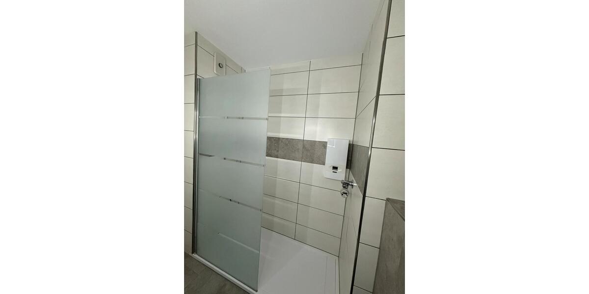 Hochparterre Gerbrunn - 3 Zimmer, 69 m&sup2;, 1.050&euro; | Angebot:25881515