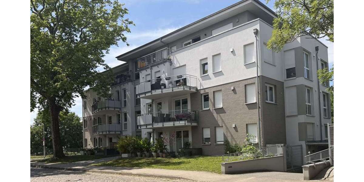Etagenwohnung Greifswald Eldena - 3 Zimmer, 93 m&sup2;, 1.175&euro; | Angebot:27249022