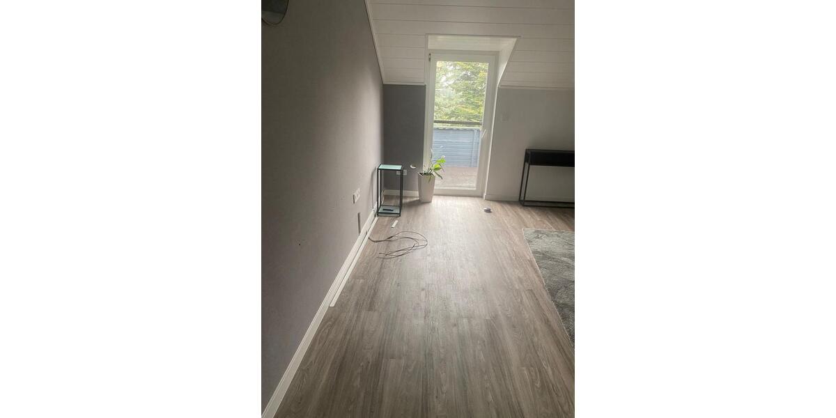 Dachgeschoßwohnung Seesen - 3 Zimmer, 85 m&sup2;, 800&euro; | Angebot:26153019