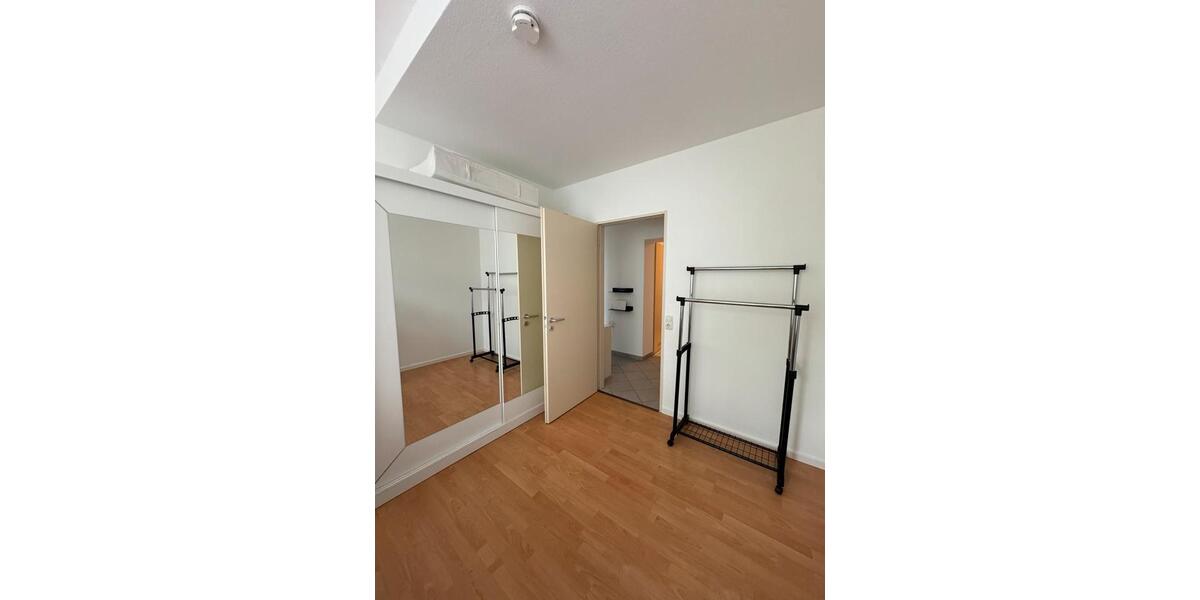 Etagenwohnung Wiesbaden Schierstein - 2 Zimmer, 59 m&sup2;, 1.400&euro; | Angebot:25658945
