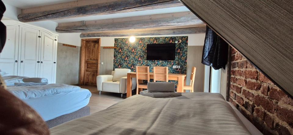 Wohnen auf Zeit Bielefeld Heepen - 11 Zimmer, 15 m&sup2;, 20&euro; | Angebot:26019216