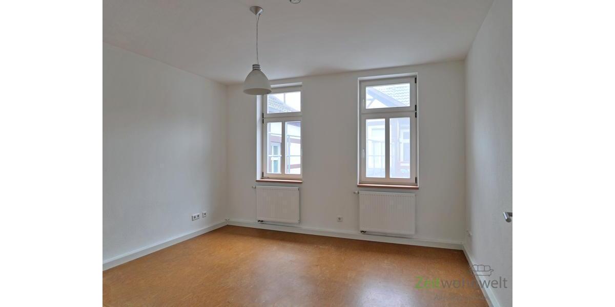 (13110_03) MGN: helle, großzügige 3-Zimmer-Wohnung mit Einbauküche in der Fußgängerzone, Bad mit Dusche und Fenster - Etagenwohnung Meiningen | Angebot:26086680