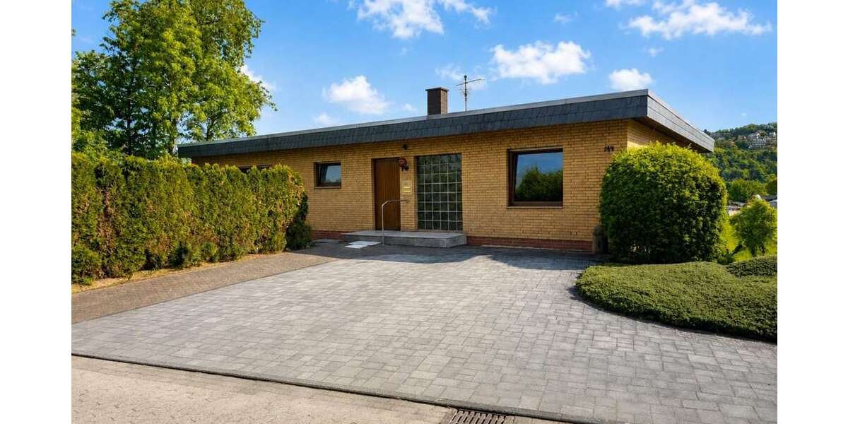 Etagenwohnung Remagen / Kripp Kripp - 5 Zimmer, 150 m&sup2;, 1.250&euro; | Angebot:25853631