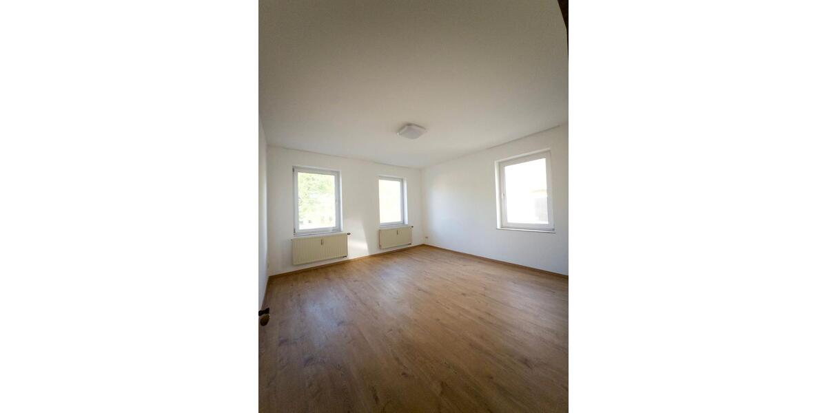 Etagenwohnung Schneeberg - 3 Zimmer, 80 m&sup2;, 500&euro; | Angebot:26646093