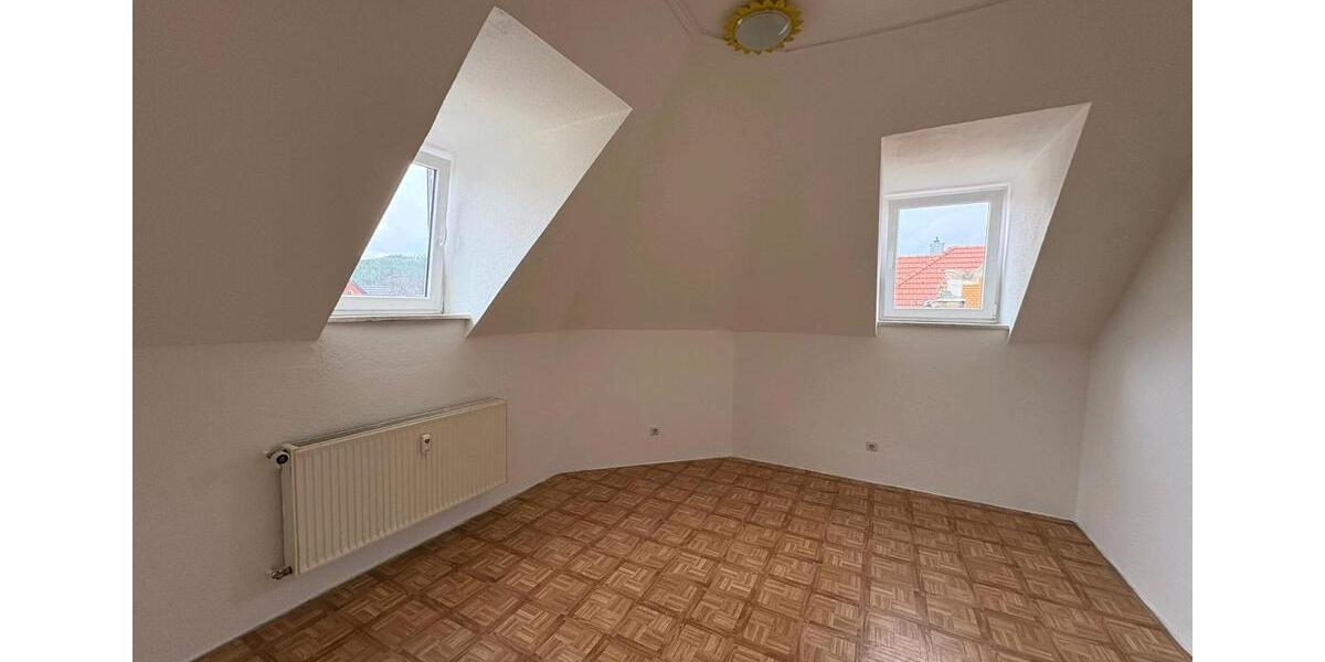 Etagenwohnung Neustadt bei Coburg - 2 Zimmer, 60 m&sup2;, 380&euro; | Angebot:25639225