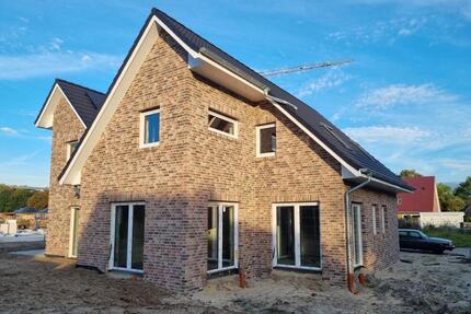 Neubau Doppelhaushälfte in begehrter Lage 4 zimmer