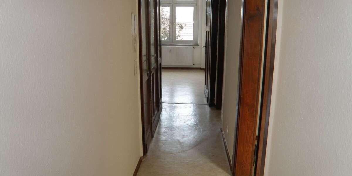 Etagenwohnung Euskirchen - 3 Zimmer, 60 m&sup2;, 545&euro; | Angebot:27209185