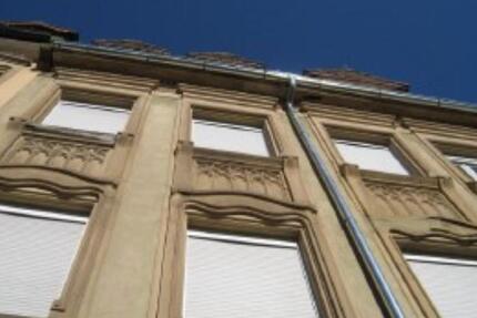 Gepflegte DG-Wohnung (3 ZKB) + Dachspeicher als Lagerraum 3 zimmer