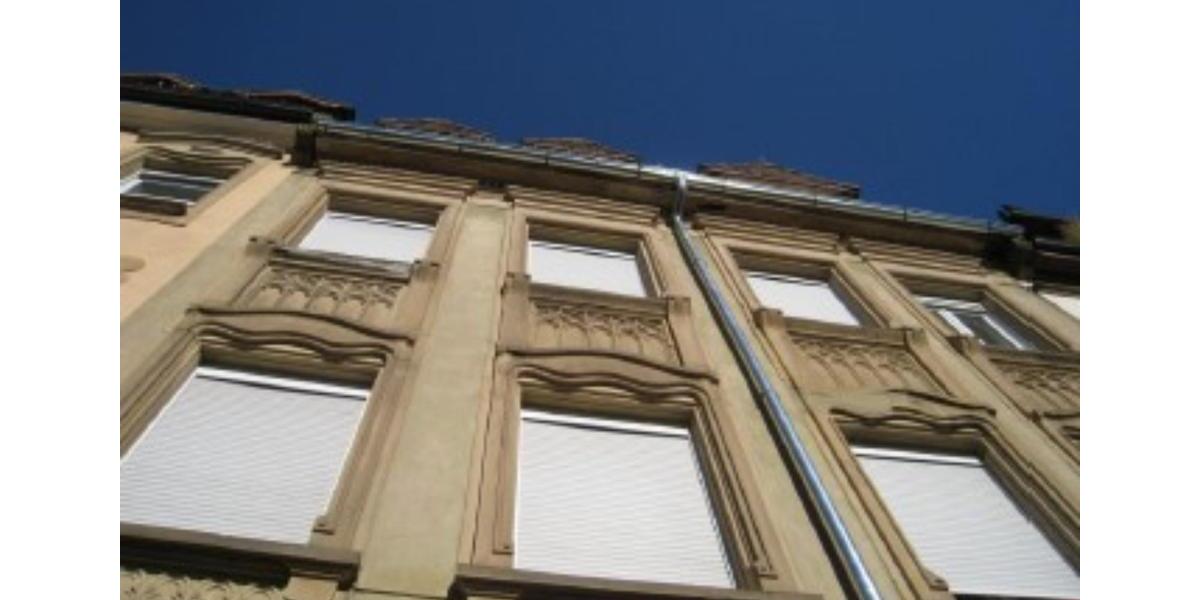 Gepflegte DG-Wohnung (3 ZKB) + Dachspeicher als Lagerraum 3 zimmer