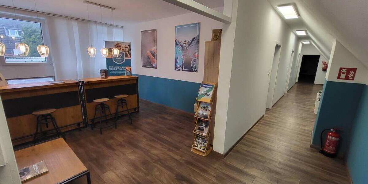 Gewerbeobjekt Lübeck / Sankt Lorenz Nord St. Lorenz Nord - 4 Zimmer, 172 m&sup2;, 950&euro; | Angebot:25670271