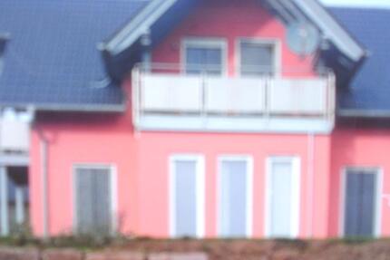 Haus Kreuzwertheim - 5 Zimmer, 120 m&sup2;, 700&euro; | Angebot:26035920