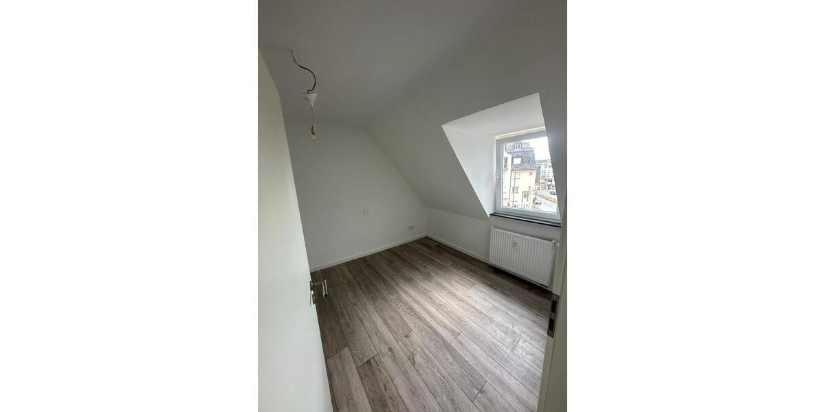 Dachgeschoßwohnung Wetzlar Altenberger Straße - 1 Zimmer, 68 m&sup2;, 940&euro; | Angebot:26577800