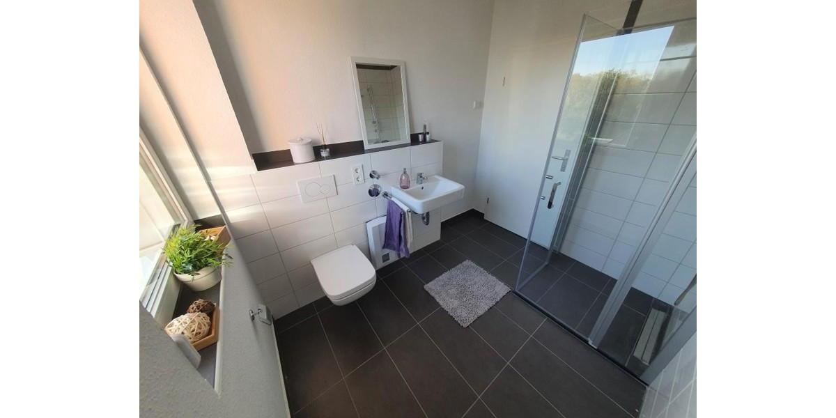 Etagenwohnung Grevenbroich - 2 Zimmer, 76 m&sup2;, 811&euro; | Angebot:25881185