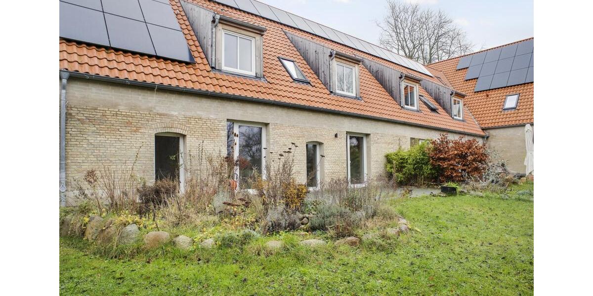 Reihenhaus Rieseby - 6 Zimmer, 200 m&sup2;, 2.240&euro; | Angebot:24392495