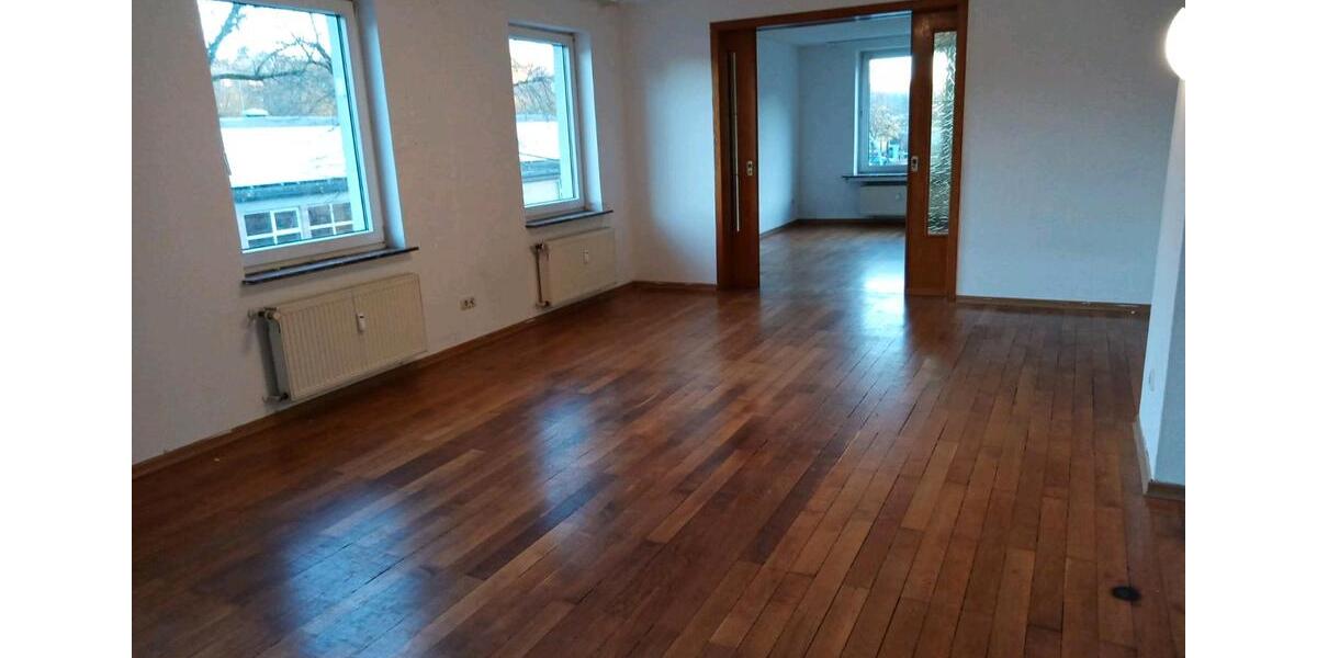 Büren, Obergeschosswohnung 4 zimmer