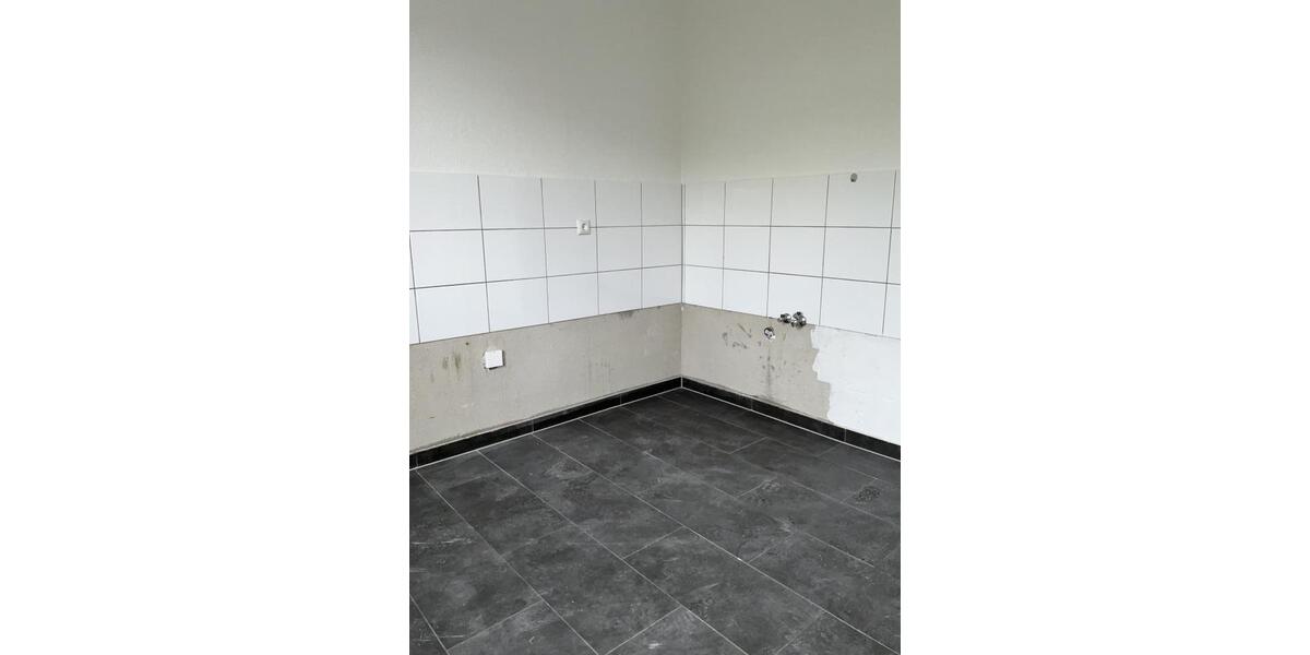 Etagenwohnung Siegen Dillnhütten - 3 Zimmer, 68 m&sup2;, 259&euro; | Angebot:26136386