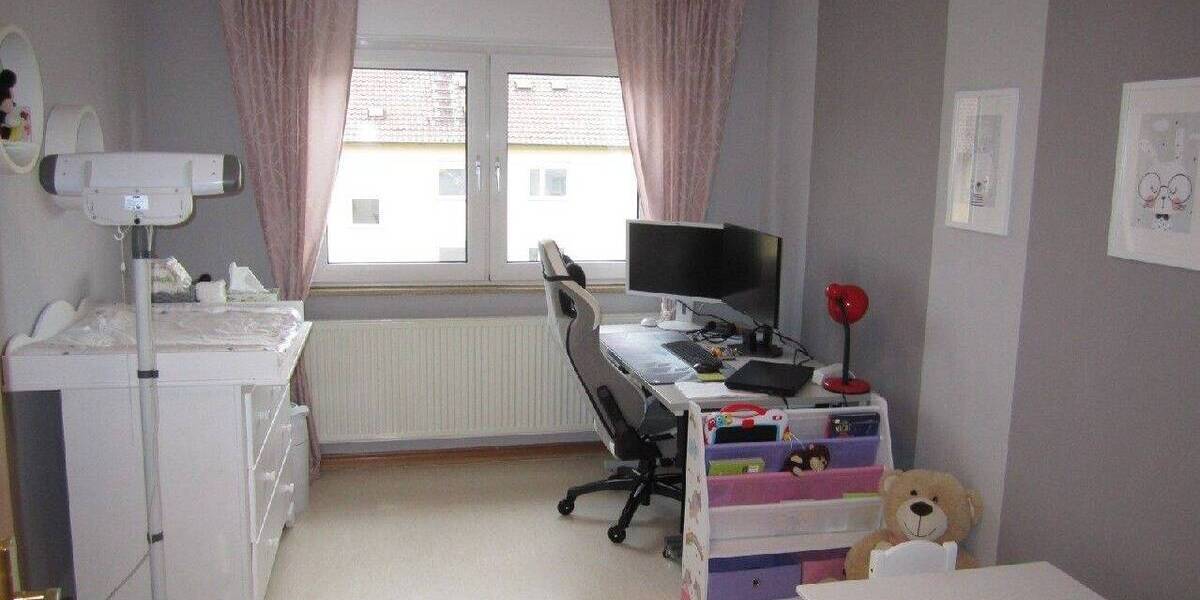 Relaisstraße: Großzügige 3 ZKB mit Wohnküche und Tageslichtbad 3 zimmer