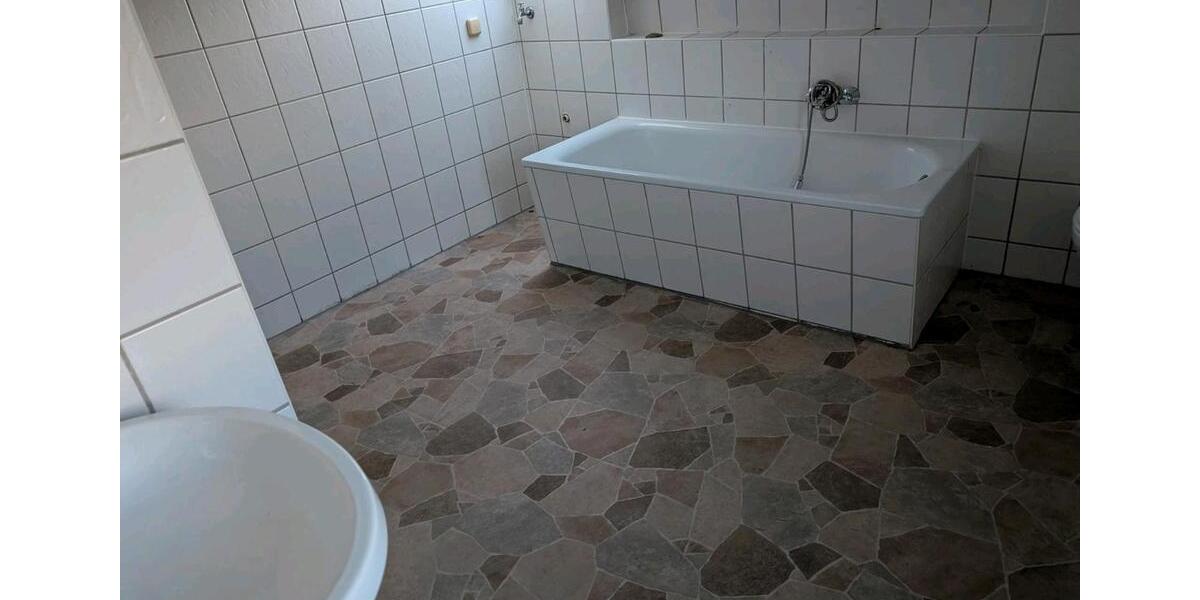 Etagenwohnung Osterode am Harz - 5 Zimmer, 120 m&sup2;, 740&euro; | Angebot:26357076