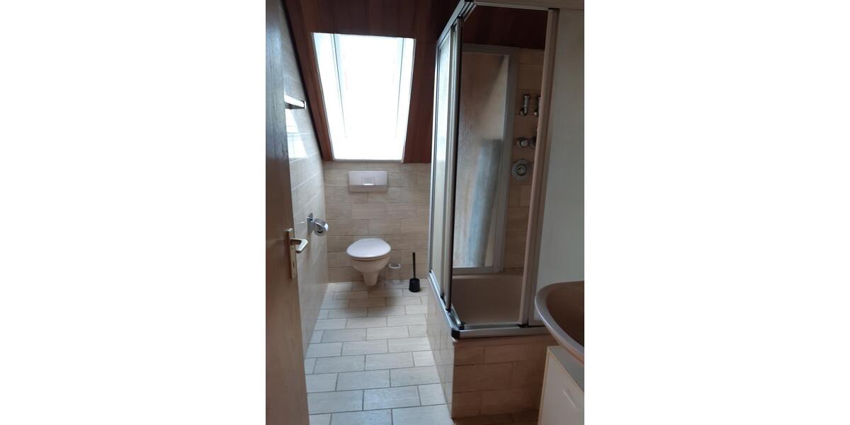 Dachgeschoßwohnung Essen Stadtbezirk III - 1.5 Zimmer, 30 m&sup2;, 406&euro; | Angebot:25258797