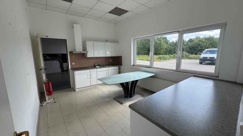Gewerbeobjekt Kamp-Lintfort Lintfort - 3.690&euro; | Angebot:24385615
