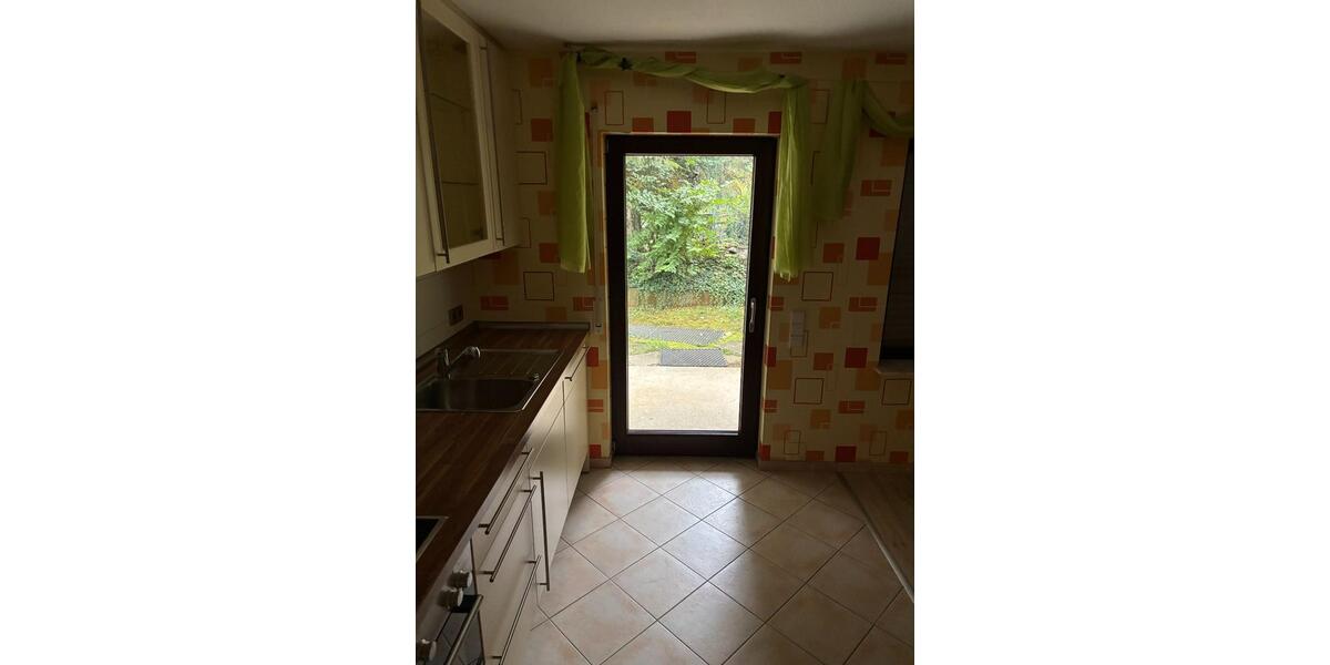 Erdgeschoßwohnung Schöntal - 4 Zimmer, 96 m&sup2;, 890&euro; | Angebot:25614608