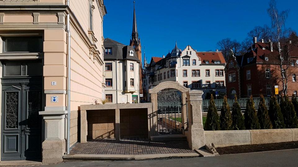 Hochparterre Netzschkau - 4 Zimmer, 97 m&sup2;, 590&euro; | Angebot:25637713