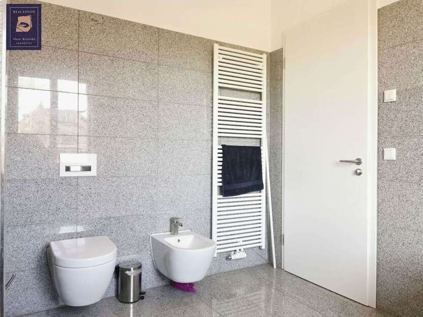 Penthousewohnung mit großer Dachterrasse am Opernplatz 4 zimmer