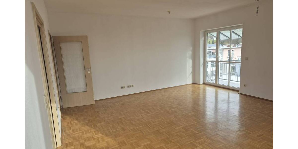 Etagenwohnung Pfarrkirchen - 2 Zimmer, 72 m&sup2;, 545&euro; | Angebot:26117661