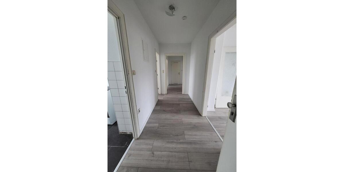 Etagenwohnung Schleswig - 4 Zimmer, 82 m&sup2;, 520&euro; | Angebot:26083696