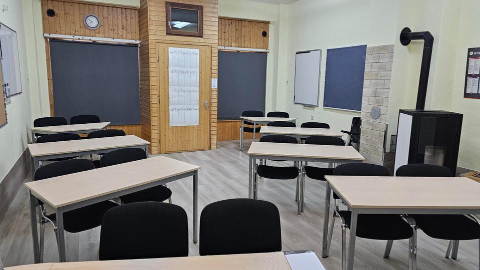 Fahrschulraum , Büroraum , Bürofläche , Ladenlokal , Glasfaser zimmer