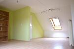 Dachgeschoßwohnung Niestetal - 2 Zimmer, 39 m&sup2;, 400&euro; | Angebot:26413102