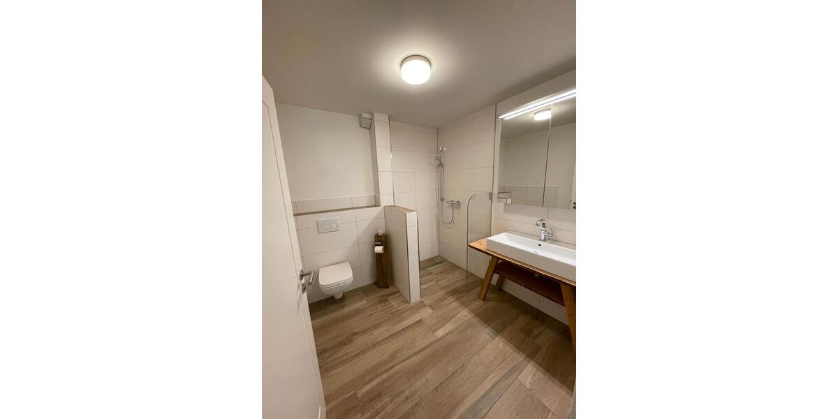 Erdgeschoßwohnung Toppenstedt - 3 Zimmer, 130 m&sup2;, 1.250&euro; | Angebot:26681646