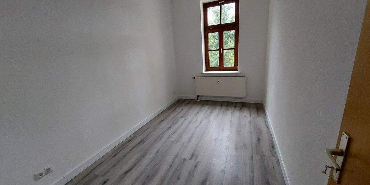 Etagenwohnung Roßwein - 3 Zimmer, 83 m&sup2;, 458&euro; | Angebot:26703491