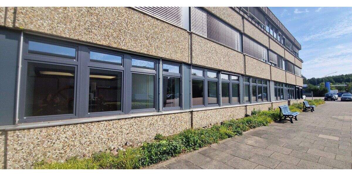 Gewerbeobjekt Kiel Gaarden-Süd - 1 Zimmer, 387 m&sup2;, 3.290&euro; | Angebot:25660670