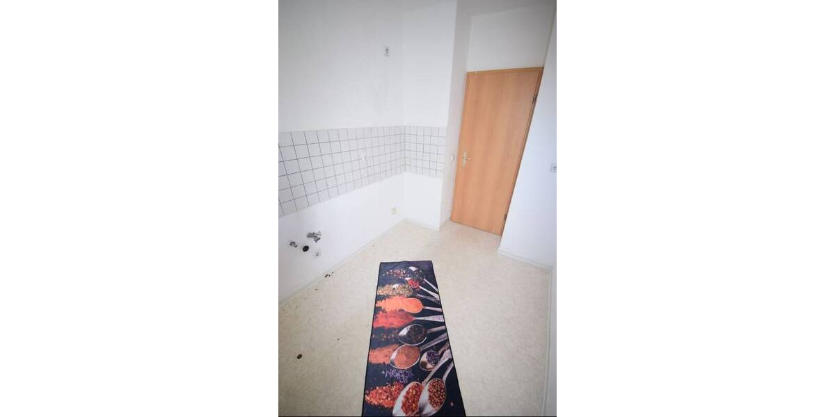 Etagenwohnung Riesa Pausitzer Delle - 3 Zimmer, 59 m&sup2;, 345&euro; | Angebot:25986303