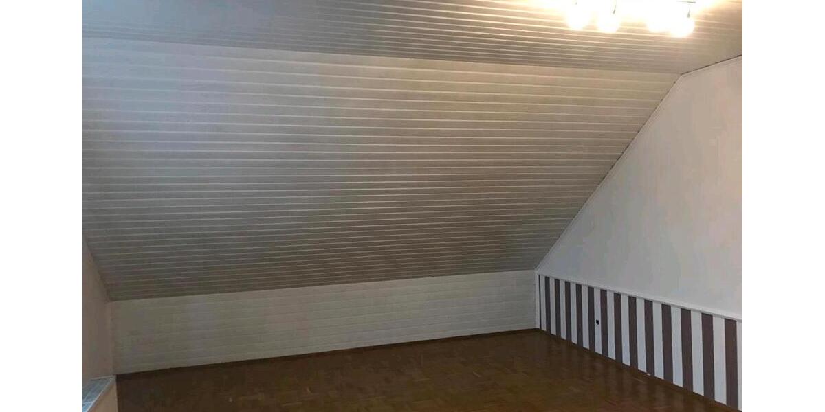 Dachgeschoßwohnung Recklinghausen Hillerheide - 2 Zimmer, 63 m&sup2;, 525&euro; | Angebot:25056179