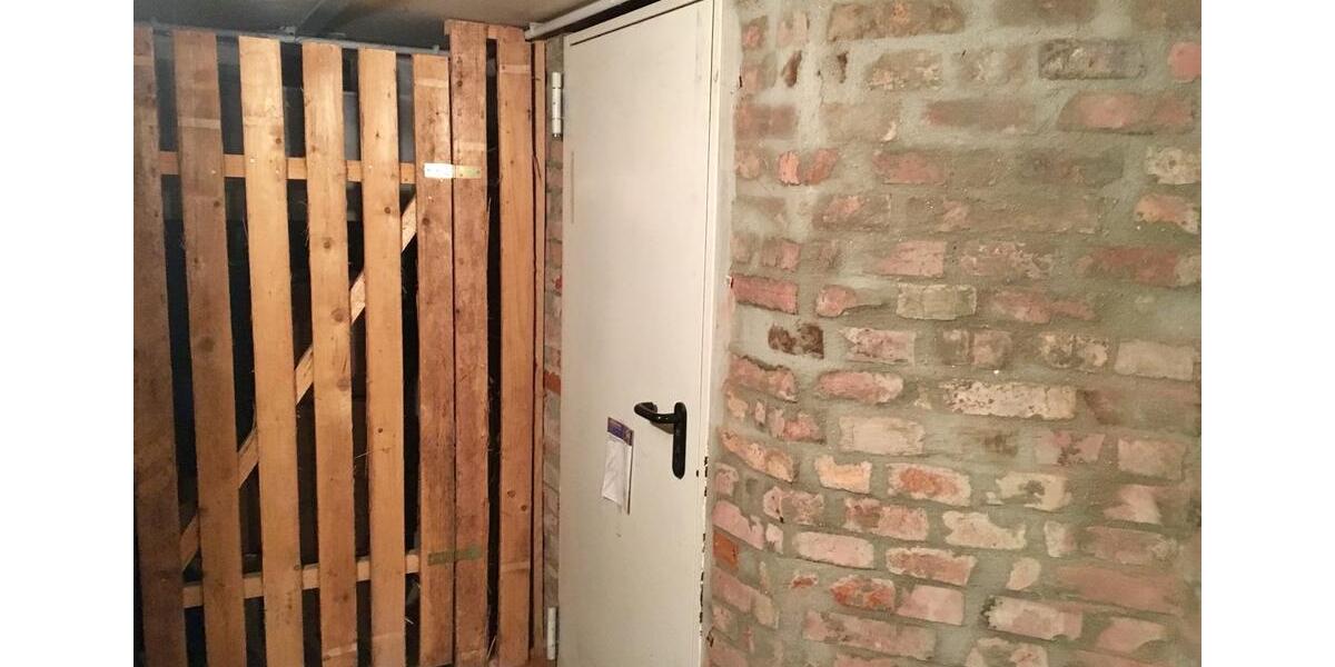 1 12 Zimmer Single Wohnung Wismar Altstadt zum 1.1.2026 1 zimmer