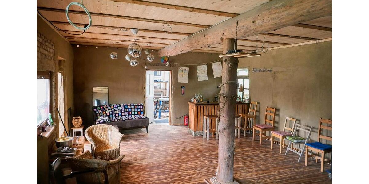 Wohnen auf Zeit Windeck - 1 Zimmer, 250 m&sup2;, 250&euro; | Angebot:23635643