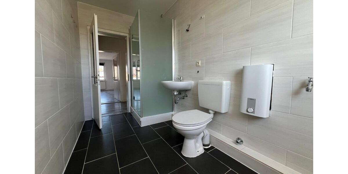 Dachgeschoßwohnung Köthen (Anhalt) - 3 Zimmer, 110 m&sup2;, 825&euro; | Angebot:25714315