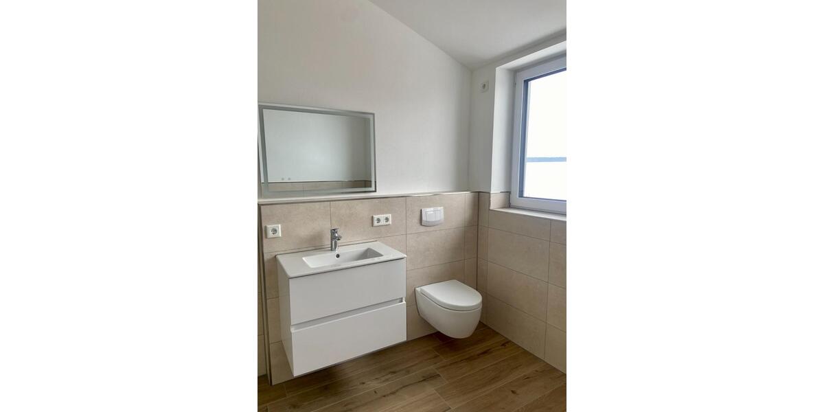 Dachgeschoßwohnung Herzogenaurach - 2 Zimmer, 67 m&sup2;, 950&euro; | Angebot:25181735