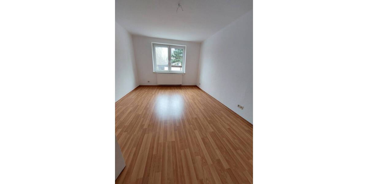 Etagenwohnung Großröhrsdorf - 3 Zimmer, 58 m&sup2;, 460&euro; | Angebot:26273630
