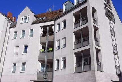 Wohnung Nürnberg Sebald - 2 Zimmer, 67 m&sup2;, 740&euro; | Angebot:25043243