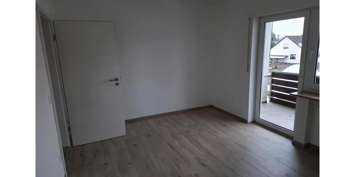 Etagenwohnung Allersberg Eismannsdorf - 3 Zimmer, 86 m&sup2;, 900&euro; | Angebot:24755475