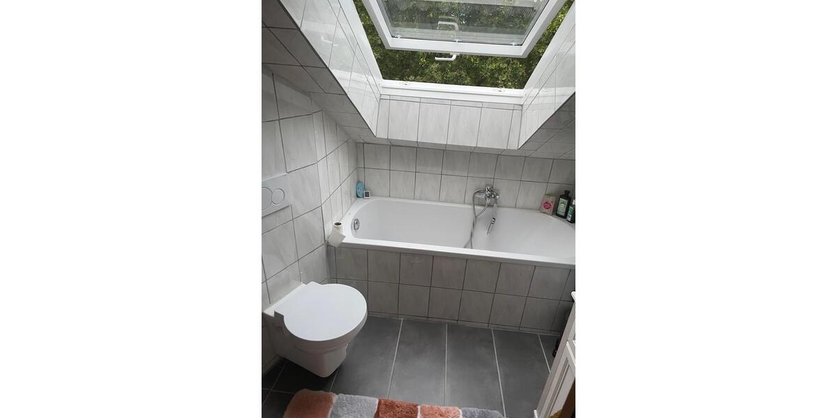 Dachgeschoßwohnung Dortmund Hombruch - 2 Zimmer, 65 m&sup2;, 855&euro; | Angebot:25857342