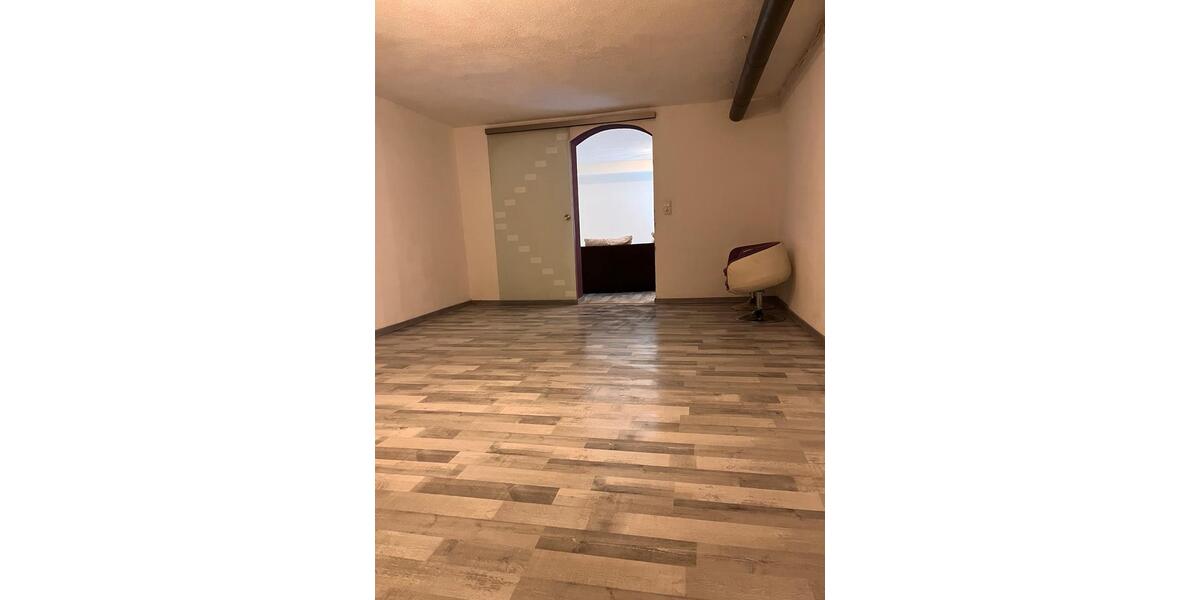 Kellerwohnung 1 zimmer